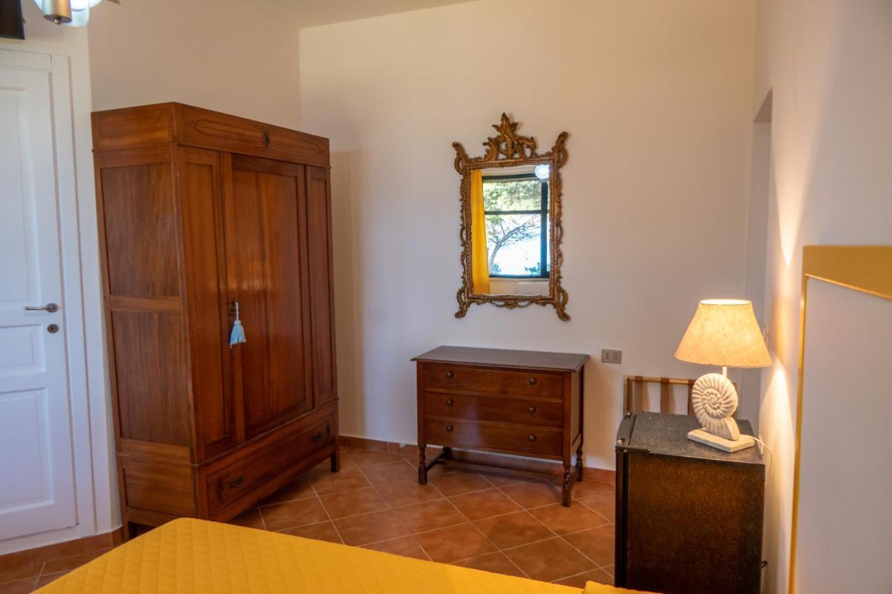 B&B Giglio Di Mare Cala Liberotto Kültér fotó